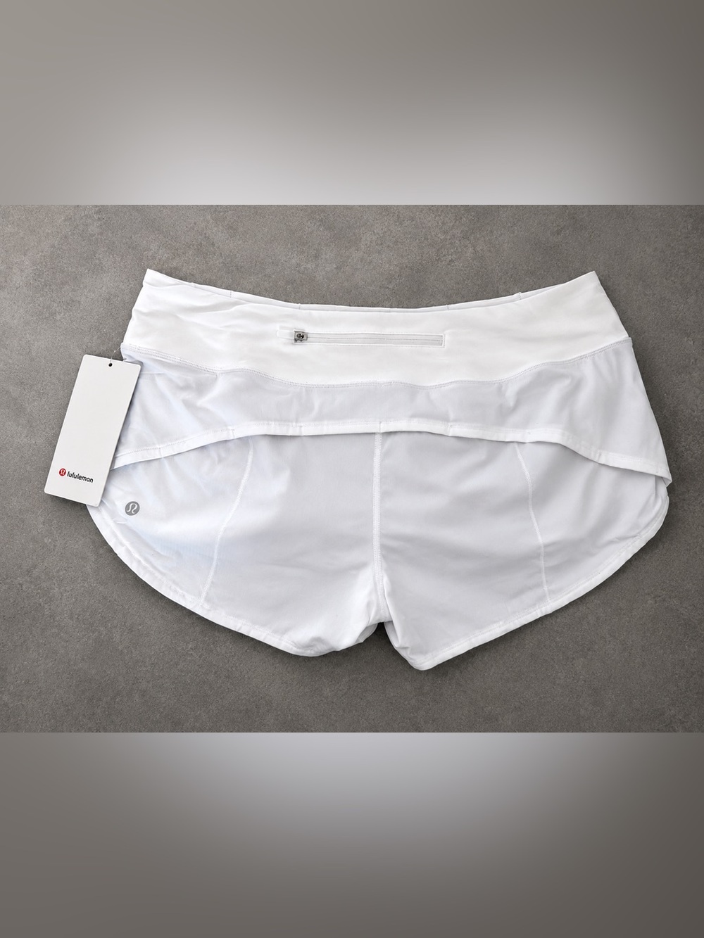 New Lululemon speed up high rise short 2.5” lined in black size 10 (L)